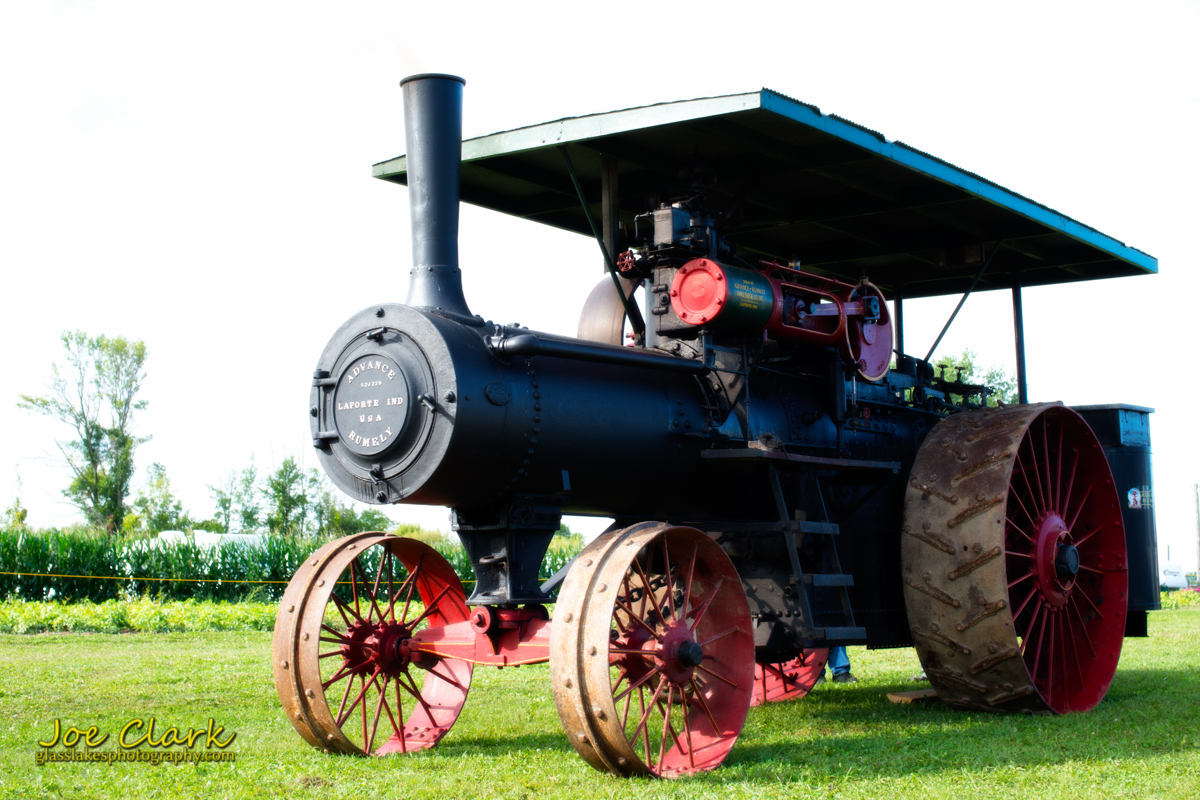 Steam engine tractor by Joe Clark.