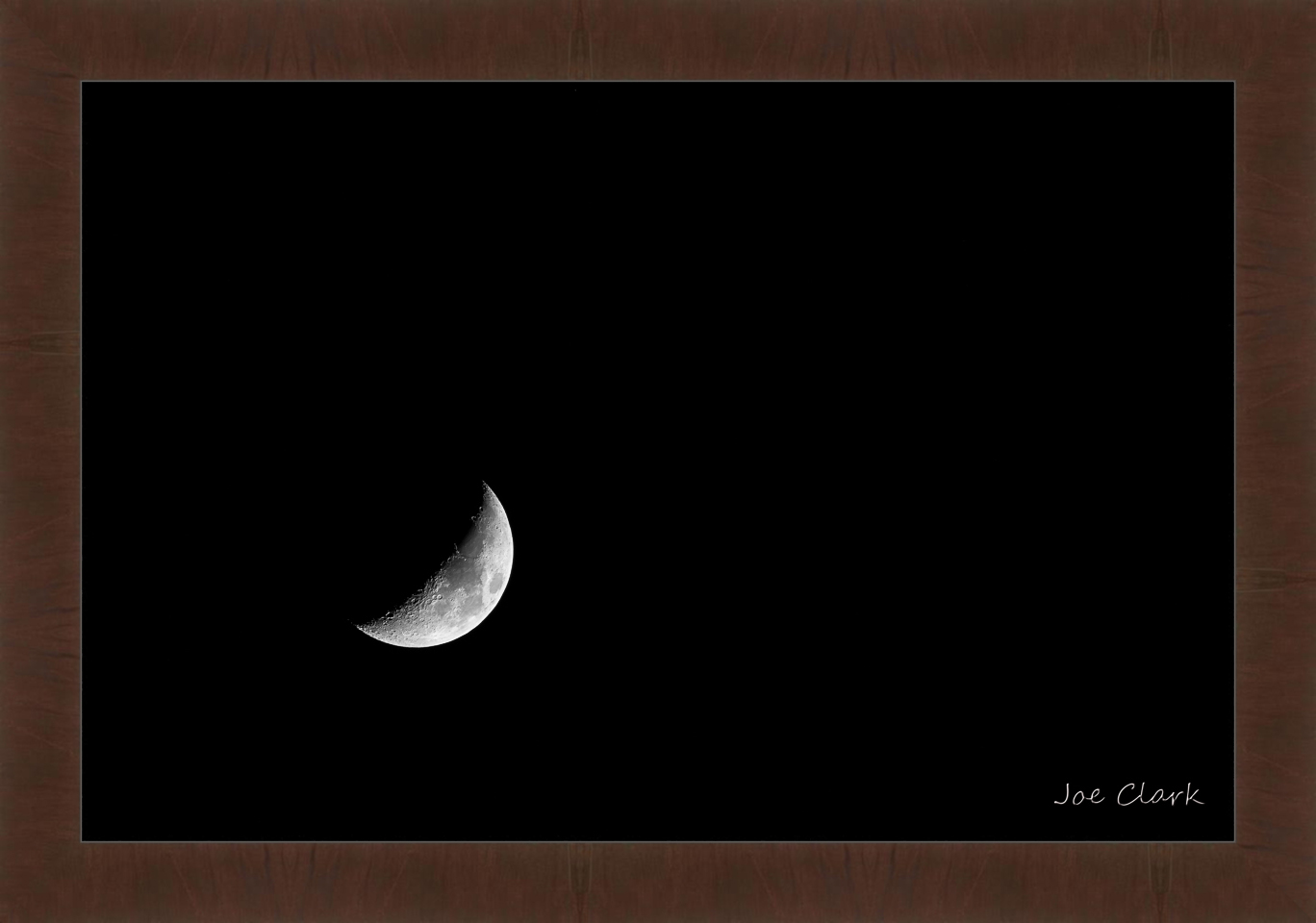Luna Alone by Joe Clark R60587